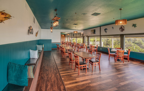 Sirens Oceanfront Restaurant & Bar - Sirens Oceanfront Restaurant & Bar Interior View