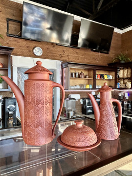 Cha and Coffee Stop - Tea/Coffee Pots
