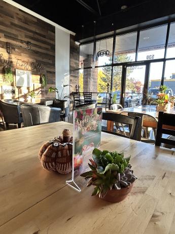 Cha and Coffee Stop - Seating Area