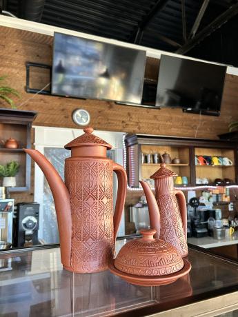 Cha and Coffee Stop - Tea/Coffee Pots
