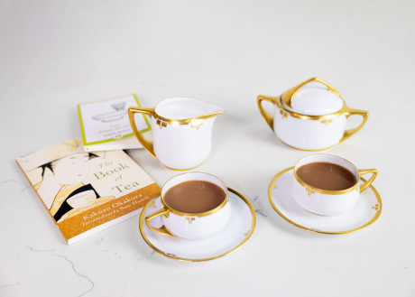 Cha and Coffee Stop - Tea and Teapots